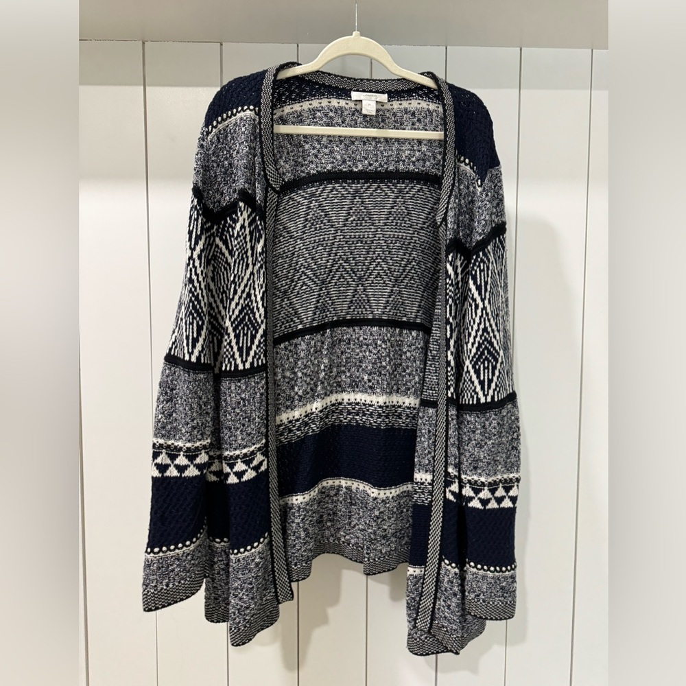 3x plus size Navy and cream sweater